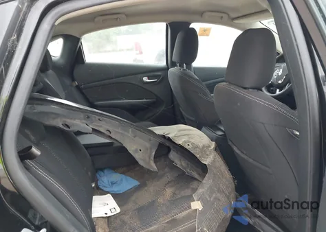 2015 Dodge Dart Sxt z USA, uszkodzony, nr VIN 1C3CDFBB1FD309095